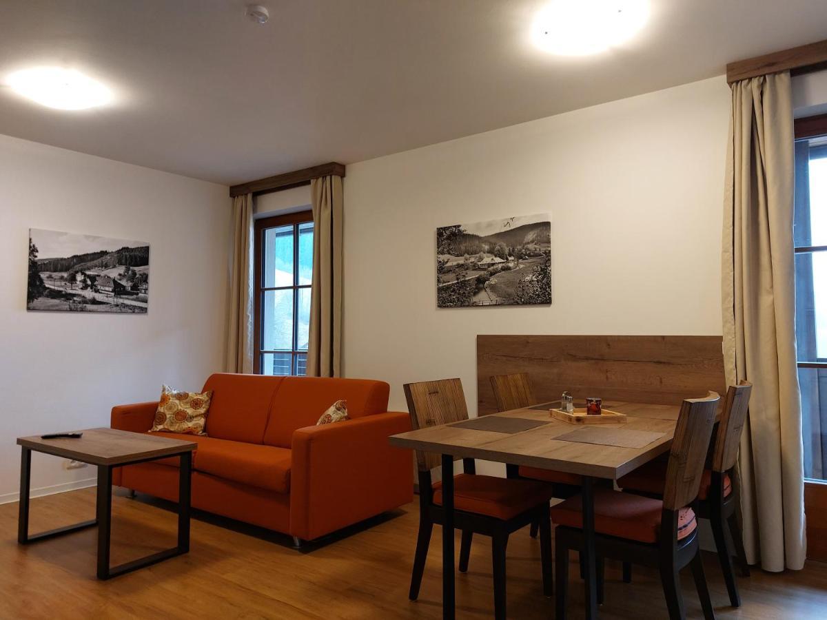 Polansky Dvur Apartment เวลเก คาร์โลวิตเซอ ภายนอก รูปภาพ