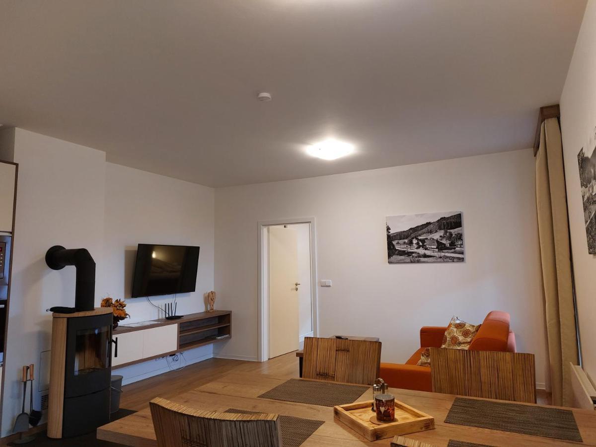 Polansky Dvur Apartment เวลเก คาร์โลวิตเซอ ภายนอก รูปภาพ