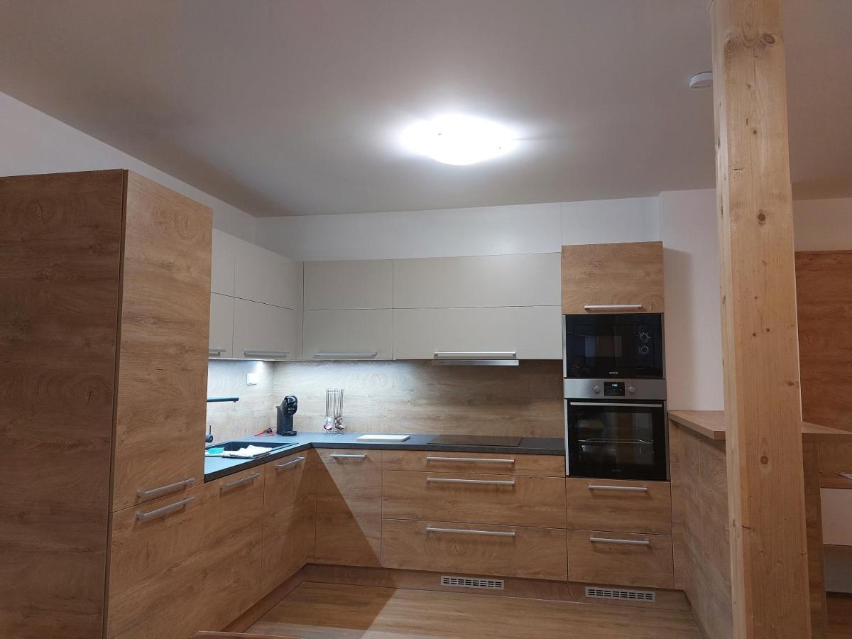 Polansky Dvur Apartment เวลเก คาร์โลวิตเซอ ภายนอก รูปภาพ